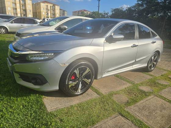 HONDA CIVIC 1.5 16V TURBO GASOLINA TOURING 4P CVT HONDA CIVIC 1.5 16V TURBO GASOLINA TOURING 4P CVT